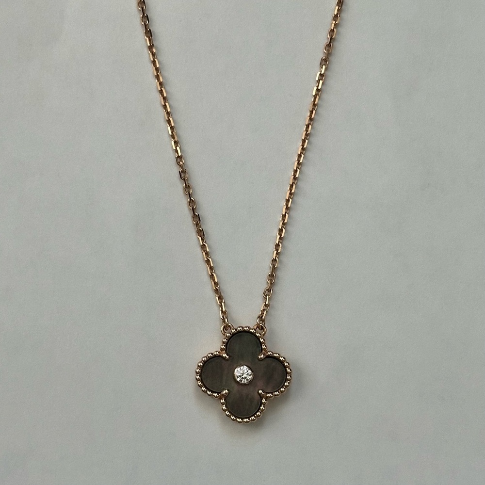 Van Cleef & Arpels Vintage Alhambra Diamond Grey MOP 2014 Holiday Pendant Gold